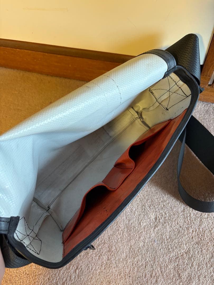 FREITAG メッセンジャーバッグ ホワイト