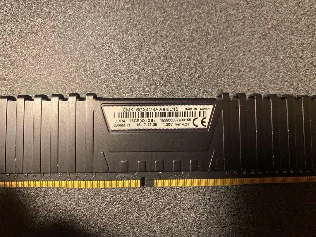 Corsair Vengeance LPX DDR4 4GB×6 動作未確認