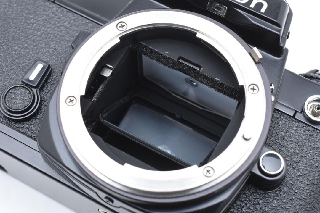 Nikon FE ブラック ボディ MF 一眼レフ フィルムカメラ ニコン