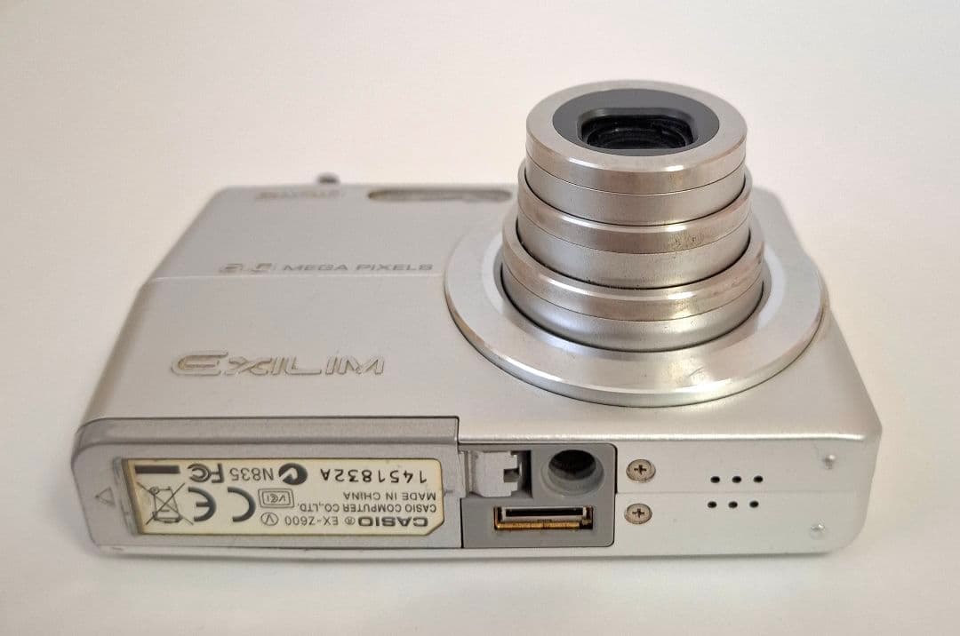 カシオ CASIO EXILIM EX-Z600 デジタルカメラ