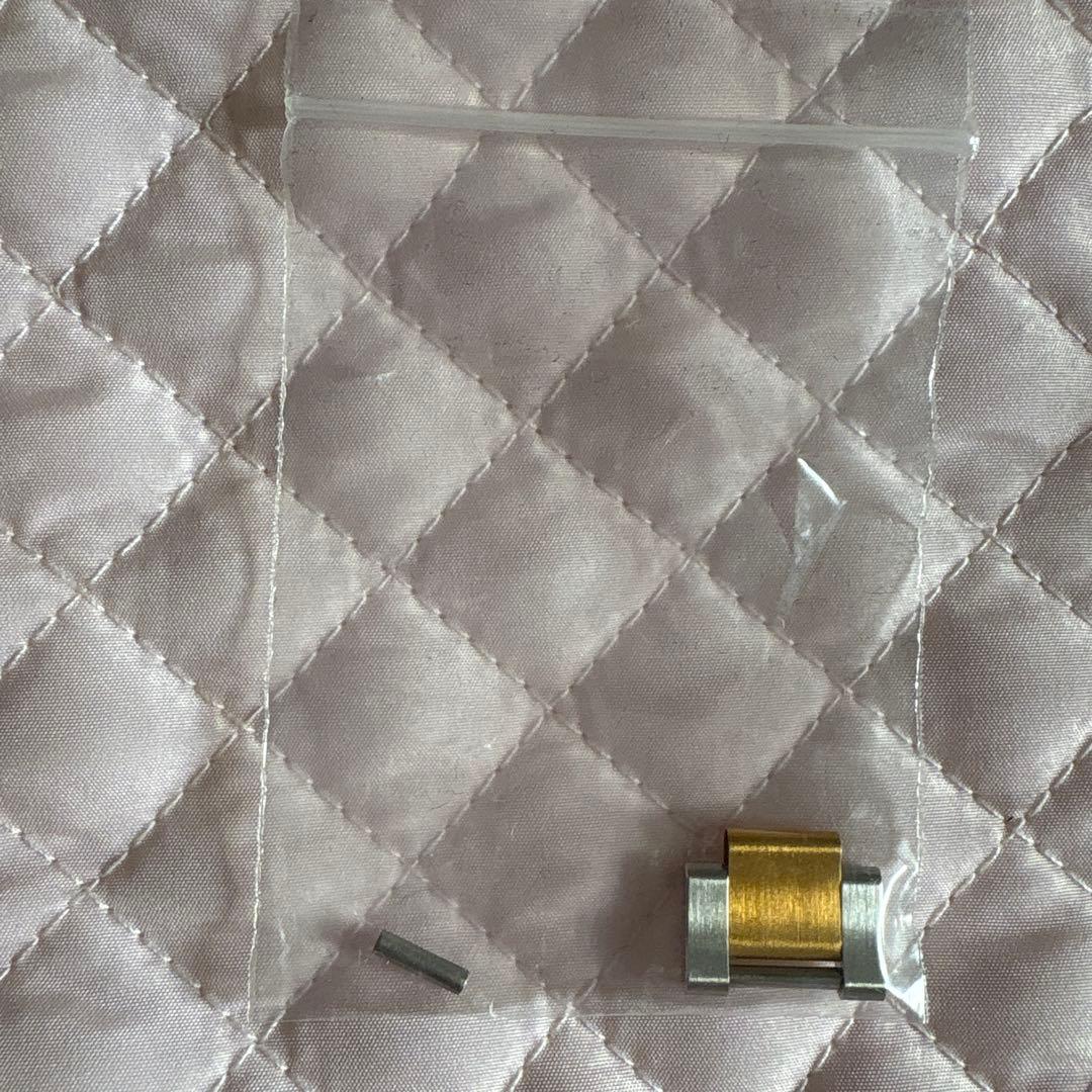 チ*ー様 ロレックス　デイトナ　時計部品 金属製 コマ　ネジ