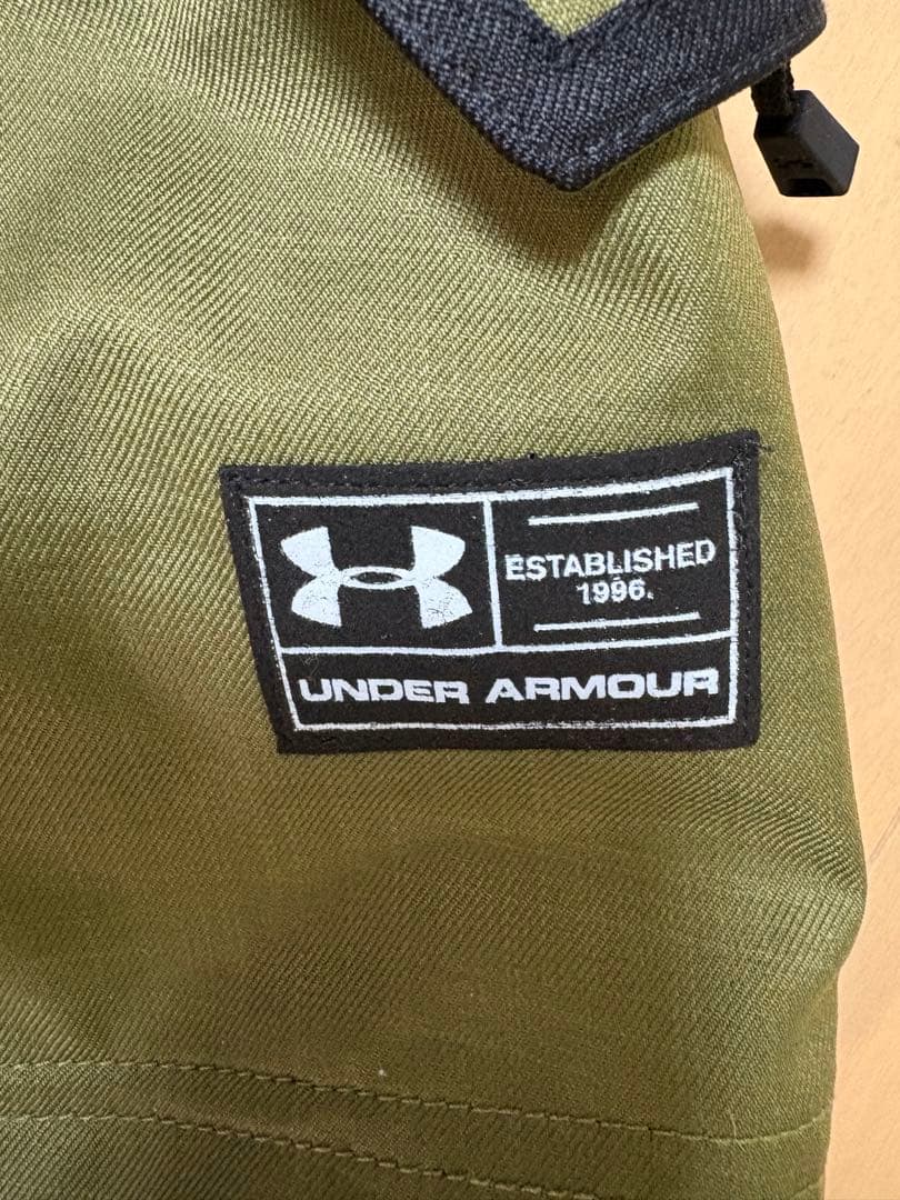 【美中古】アンダーアーマー　スノボウェア上下セット　インナージャケット付