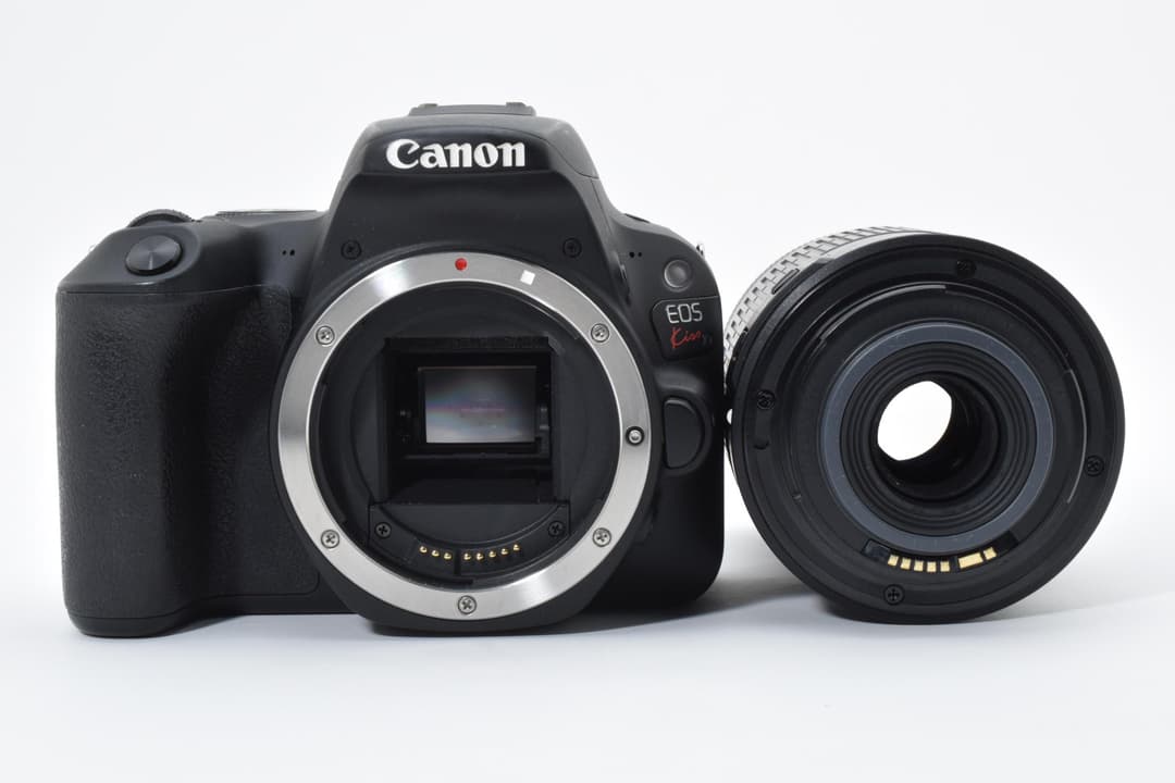 Canon EOS Kiss X9 Wi-Fi搭載 レンズセット #9875