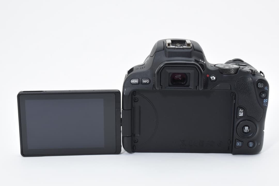 Canon EOS Kiss X9 Wi-Fi搭載 レンズセット #9875