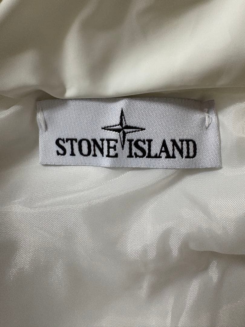 STONE  ホワイト ダウンジャケット