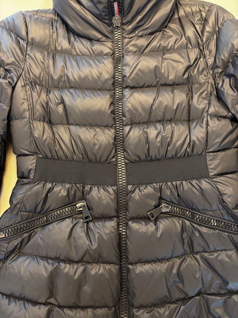 MONCLER モンクレール　レディース　ダウンジャケット