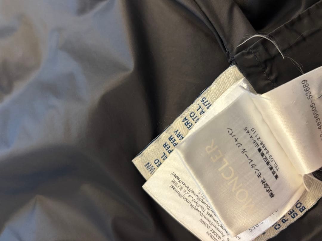 MONCLER モンクレール　レディース　ダウンジャケット