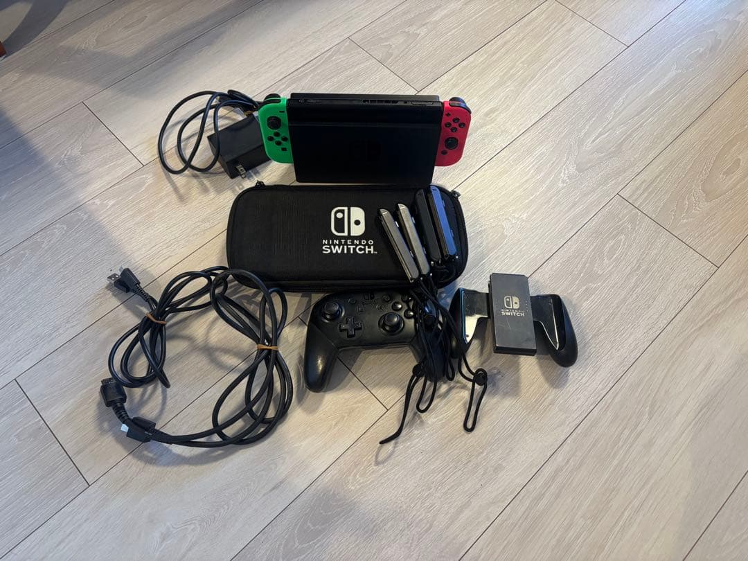 Nintendo Switch 本体 SDカード プロコン 付き