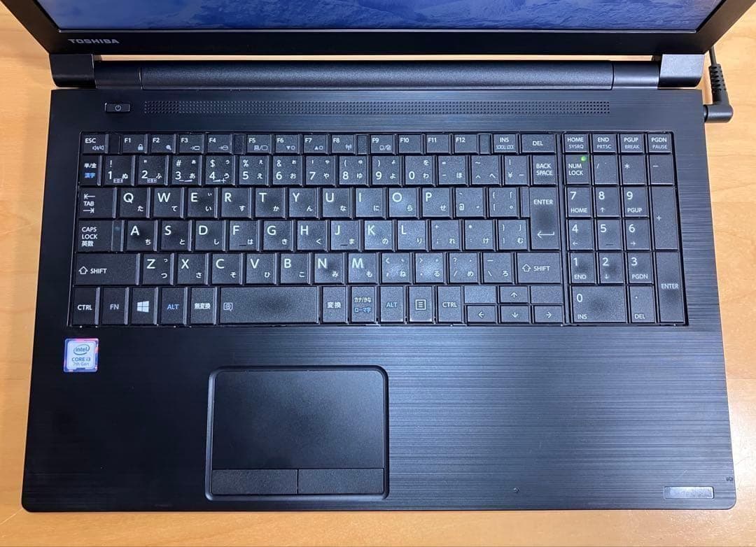 ノートパソコン　高性能COREi3/SSD256/メモリ8/カメラ/オフィス