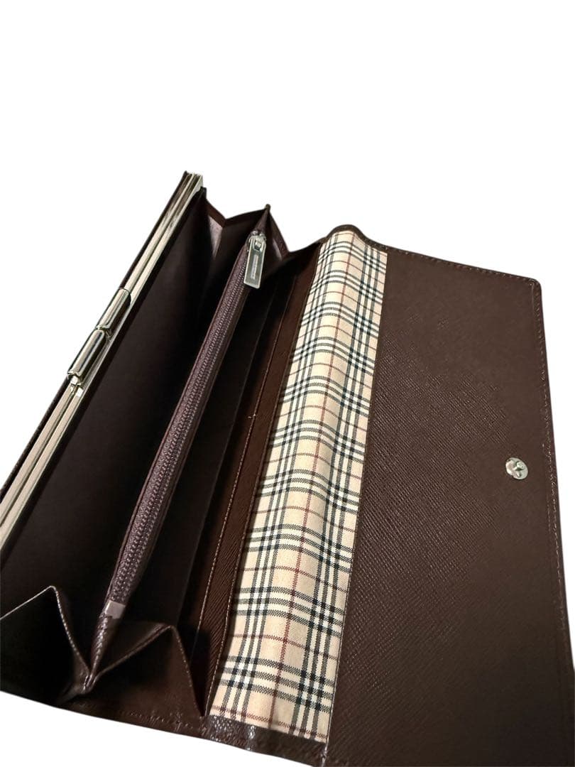 BURBERRY ブラウン 長財布