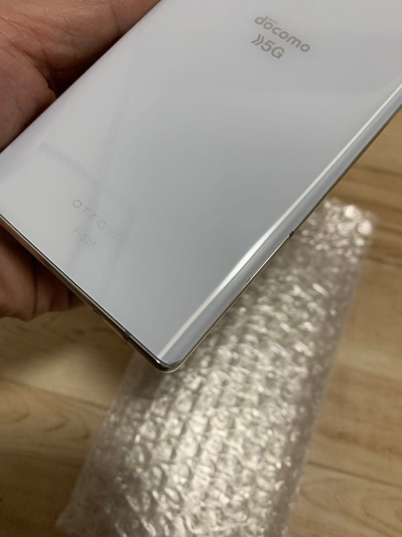 完動品 arrows NX9 ドコモ 128GB F-52A