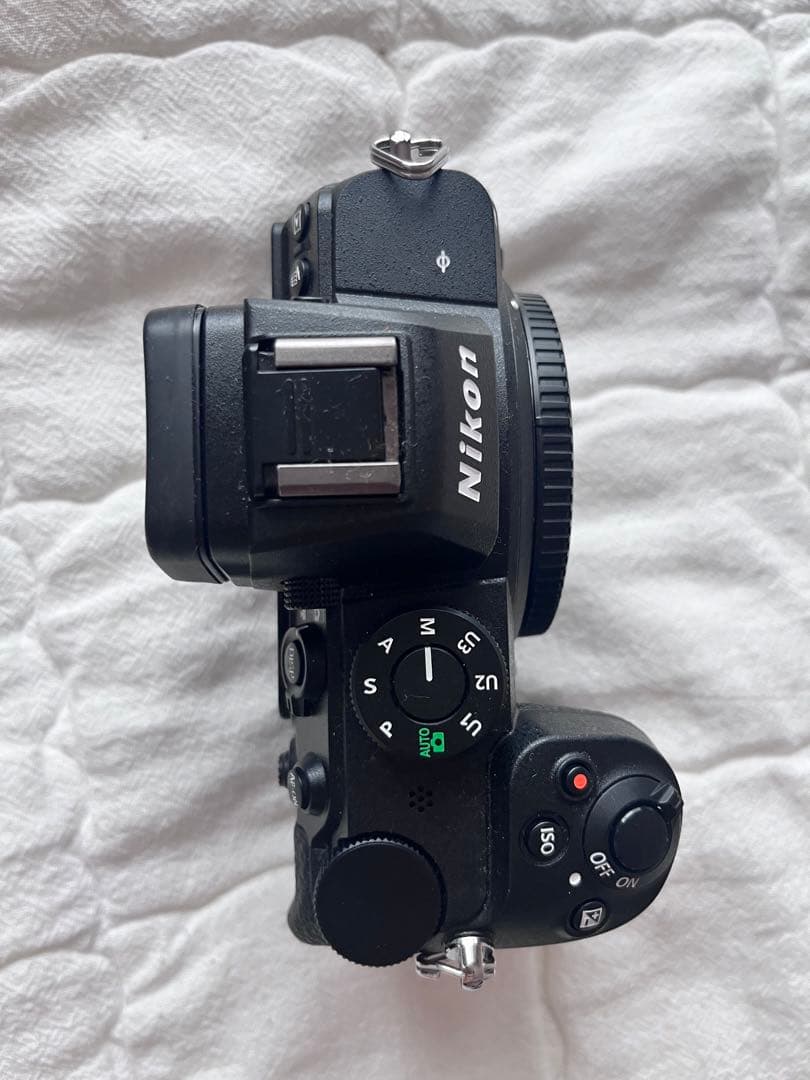 Nikon z5ボディ箱なし