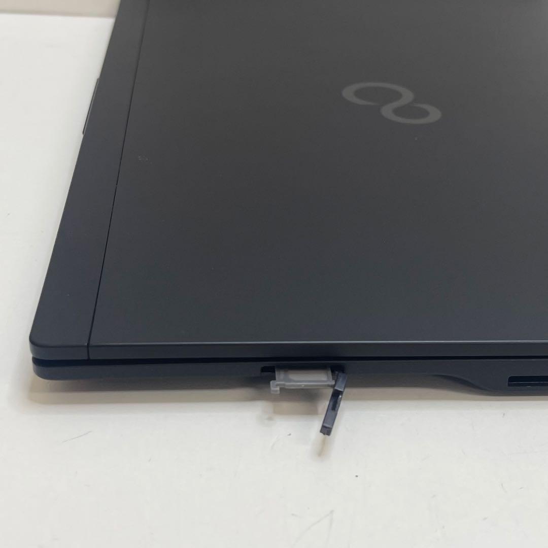 #422 富士通 LIFEBOOK U939/B i5-8365U office