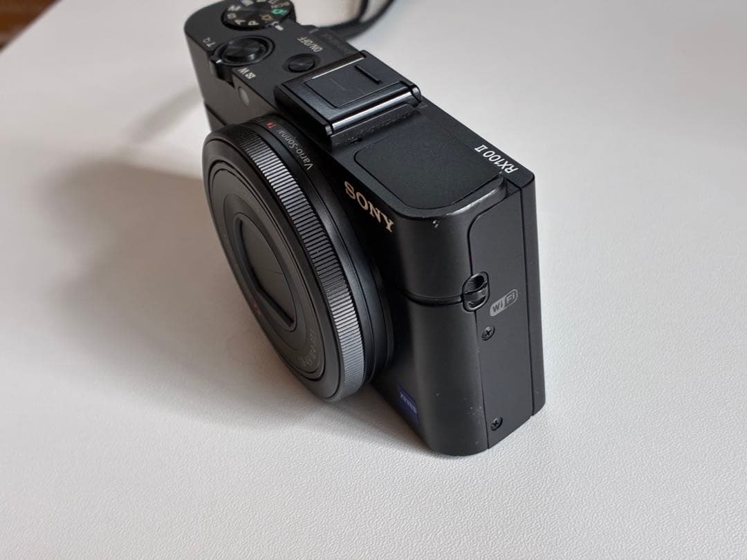 デジタルカメラ SONY Cyber-shot RX100II (DSC-RX100M2)