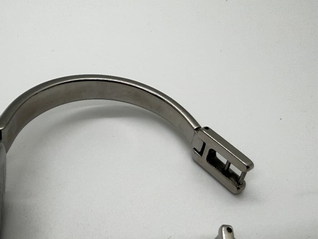 【保付・新品電池】GUCCI 1400L グッチ バングル レディース腕時計