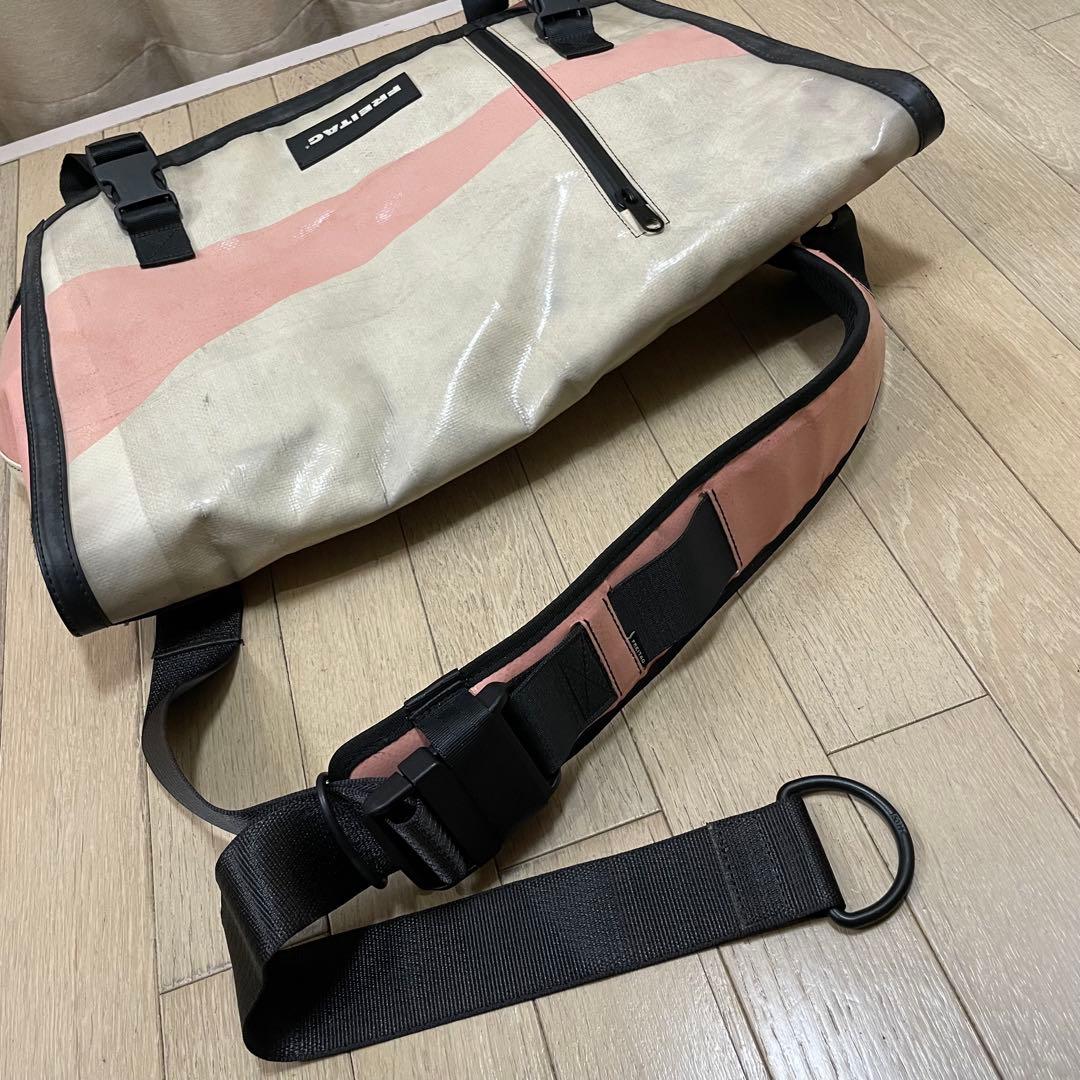 フライターグ　F18REX メッセンジャーバッグ　レックス