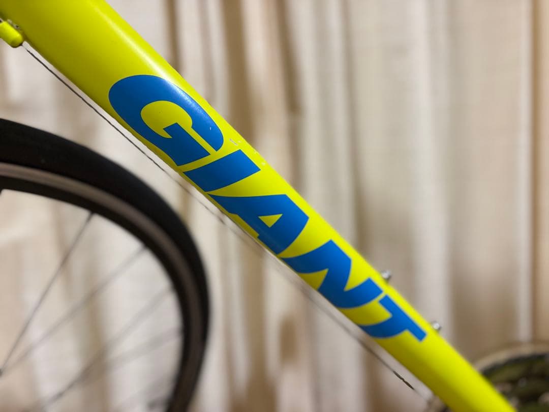 GIANT クロスバイク 直接引渡し限定/横浜及び近隣には無料お届け可能