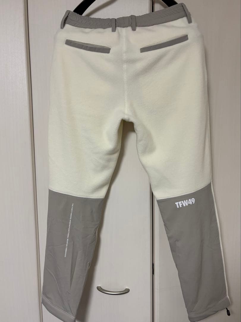 8*0様 TFW49 スウェットパンツ サイズS ホワイト/グレー
