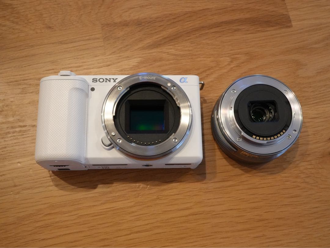 【セット】SONY ZV-E10L レンズキット、グリップ、バッテリー付