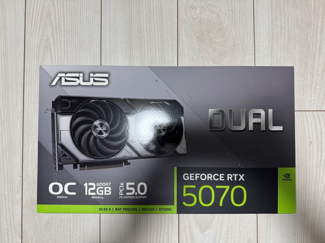 グラフィックボード・グラボ・ビデオカード ASUS GeForce RTX 5070