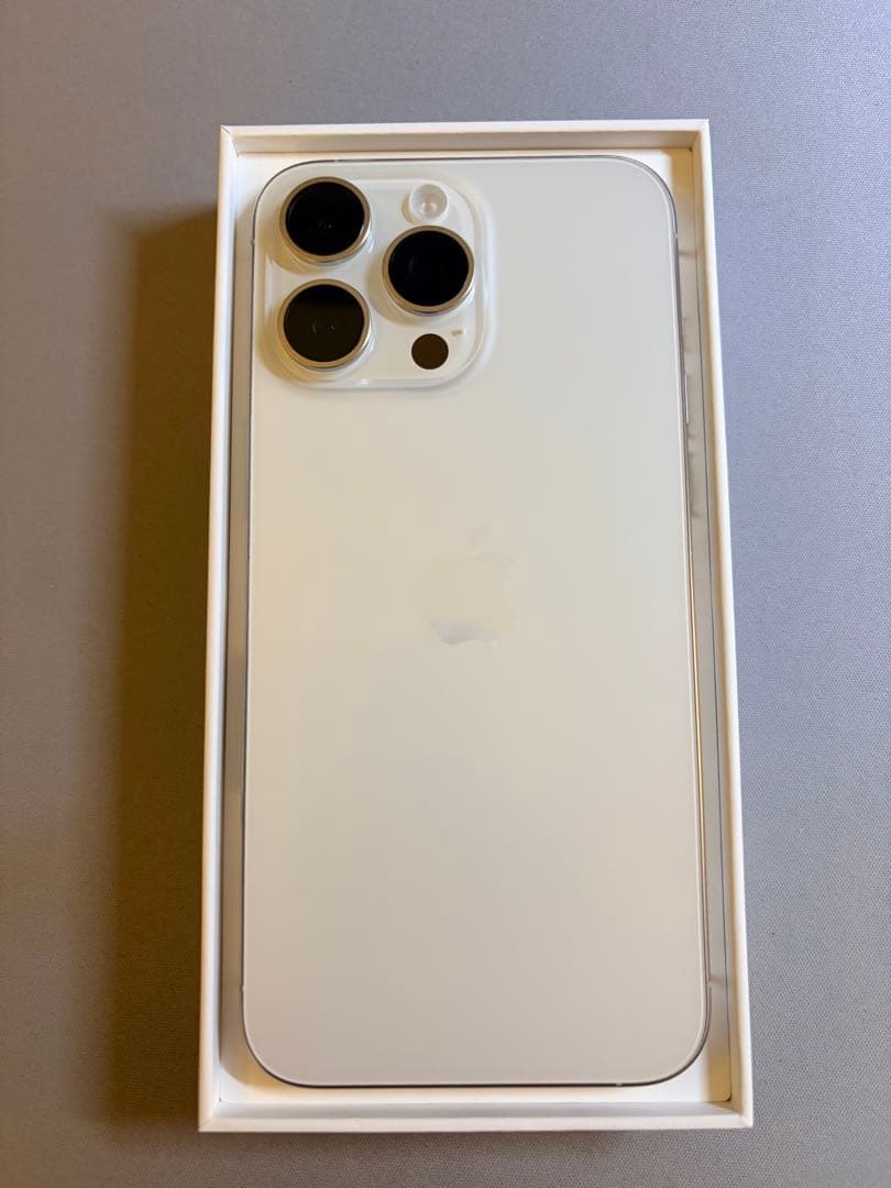 iPhone 15 Pro Max white 512gb US版