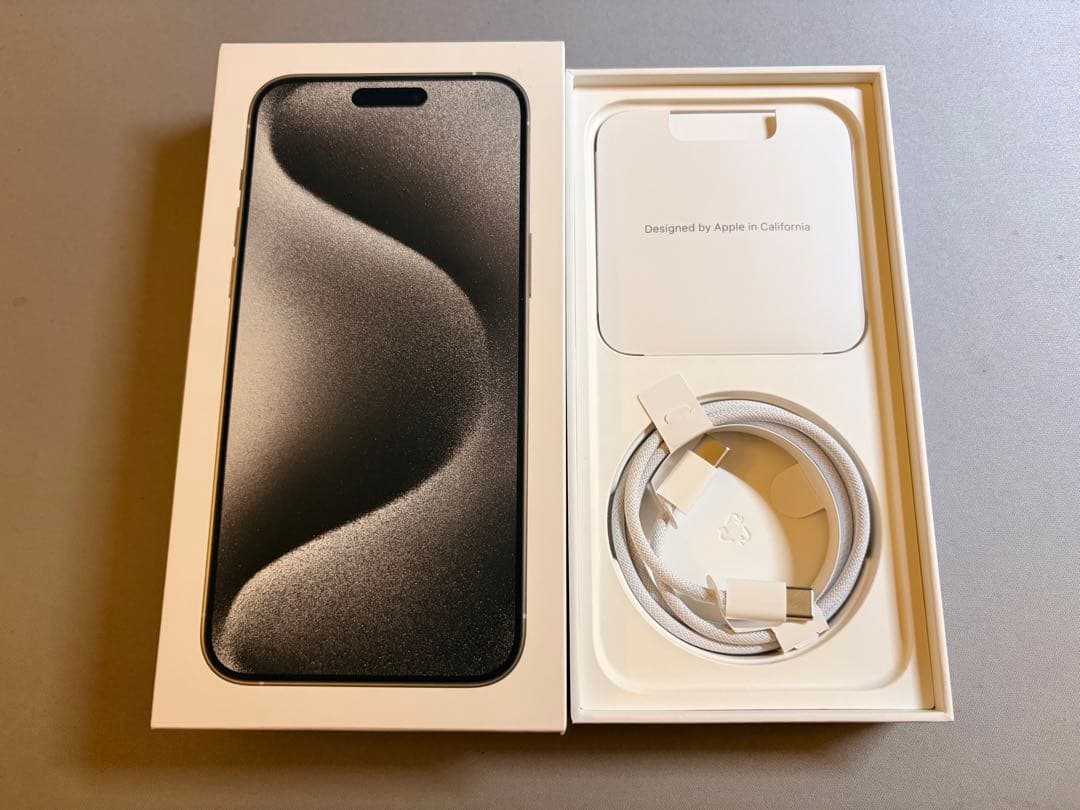 iPhone 15 Pro Max white 512gb US版