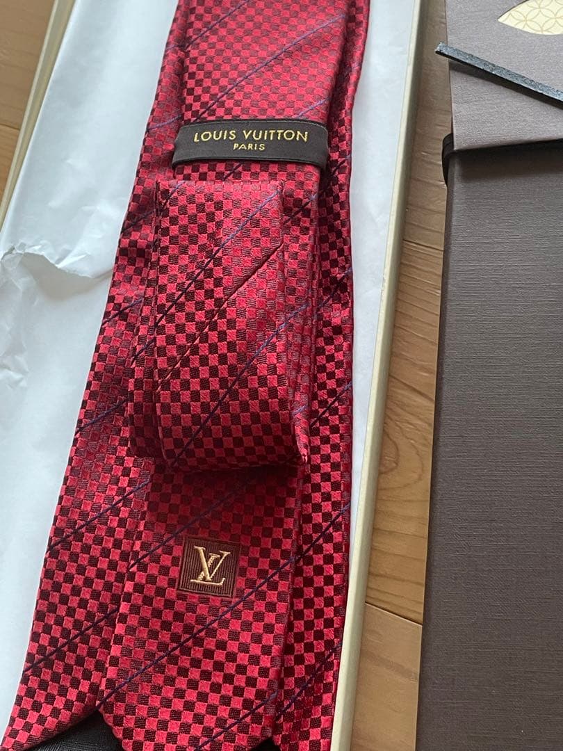 【1月限定価格】Louis Vuitton ネクタイ　ダミエ　赤