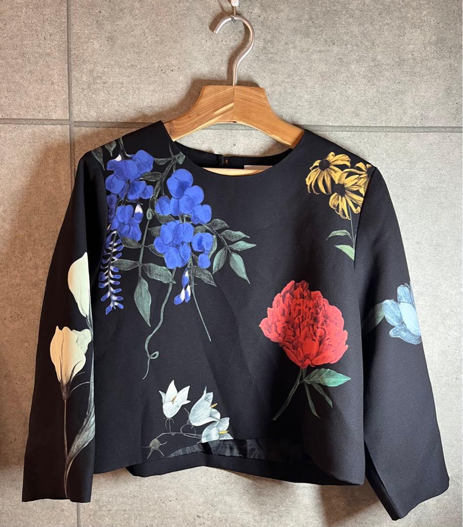 希少 即完売 AMERI アメリ ビンテージ　アマンダ花柄トップス