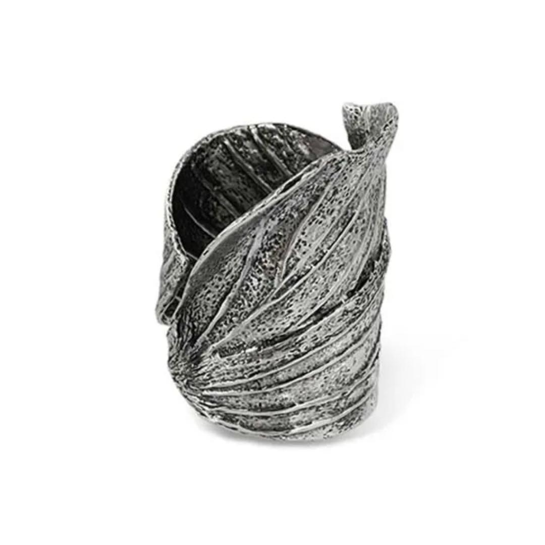 gondoa TORQUATA 蛾の羽根リング