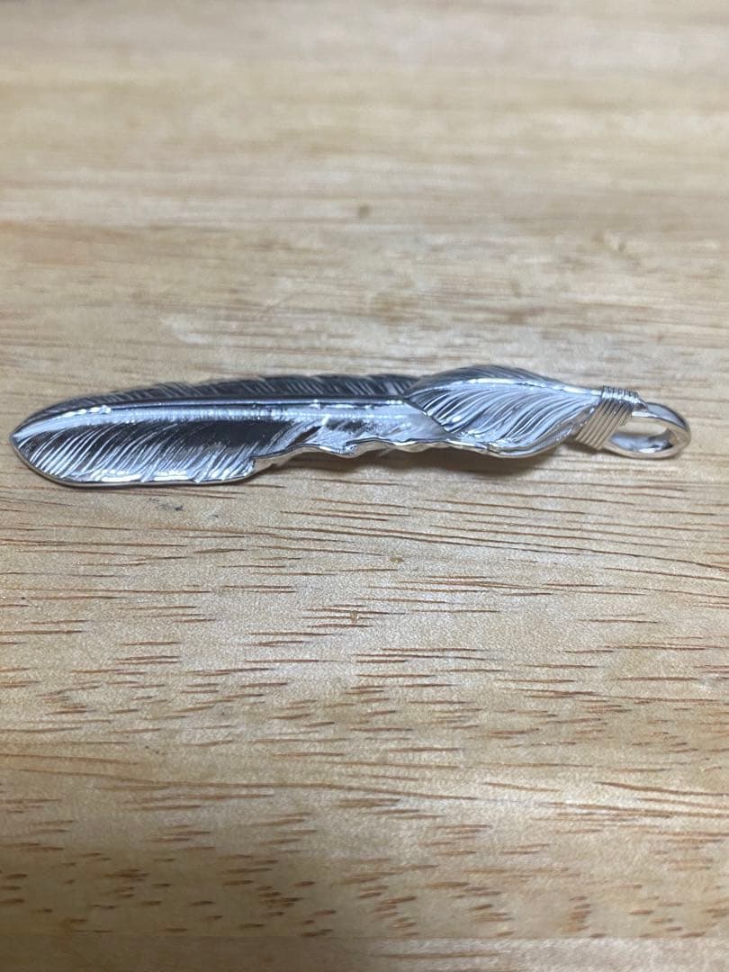 goro's ゴローズ　上銀特大フェザー　左 上銀