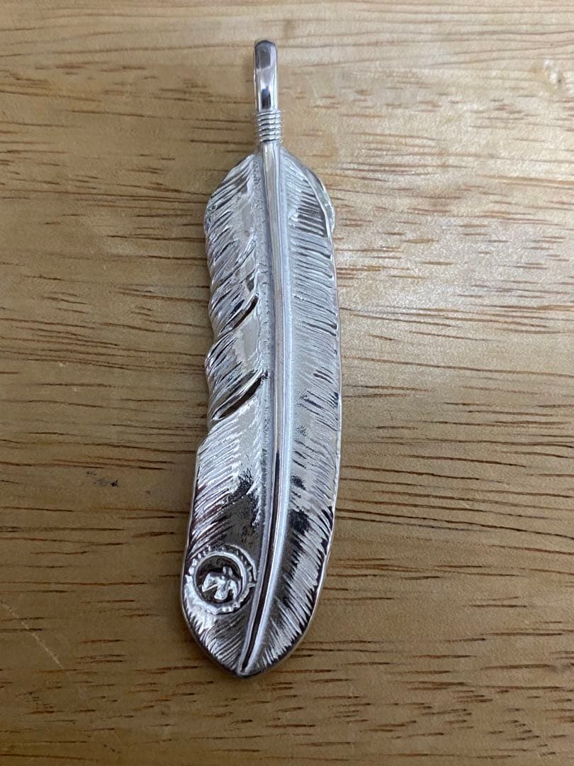 goro's ゴローズ　上銀特大フェザー　左 上銀