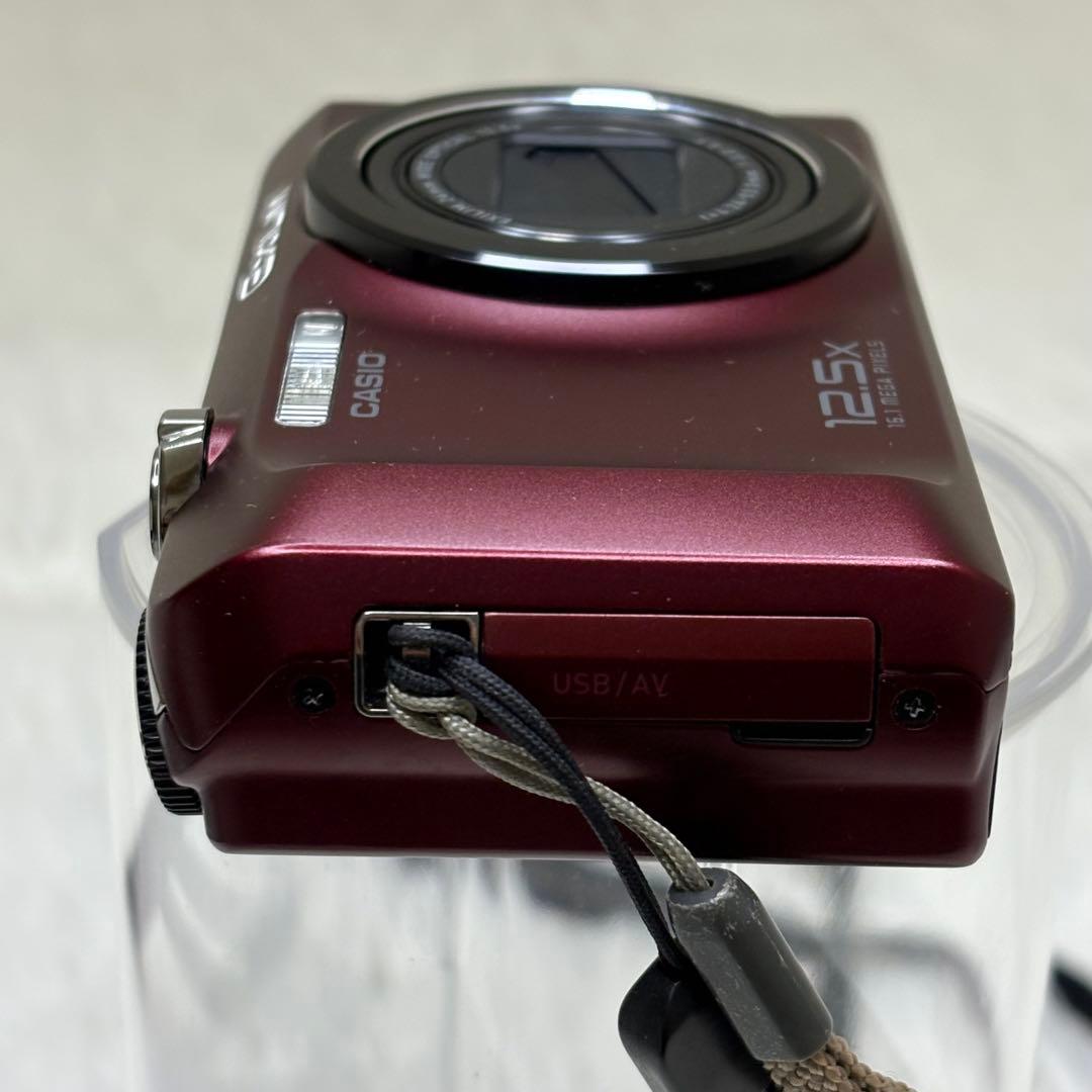 CASIO カメラ　EX-H30 充電器　箱　レッド コンデジ　動作品　外観美品