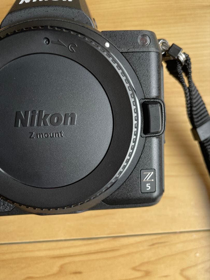 Nikon Z 5 フルサイズミラーレス一眼カメラボディ