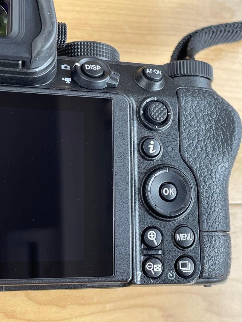 Nikon Z 5 フルサイズミラーレス一眼カメラボディ