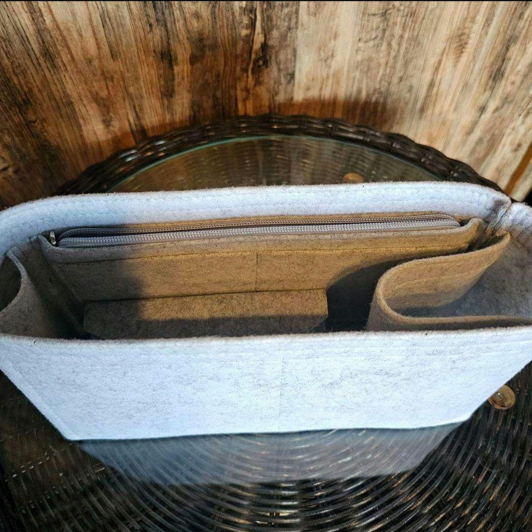 PRADA プラダ　メッセンジャーバッグ ブラウン/ブラック 　美品！