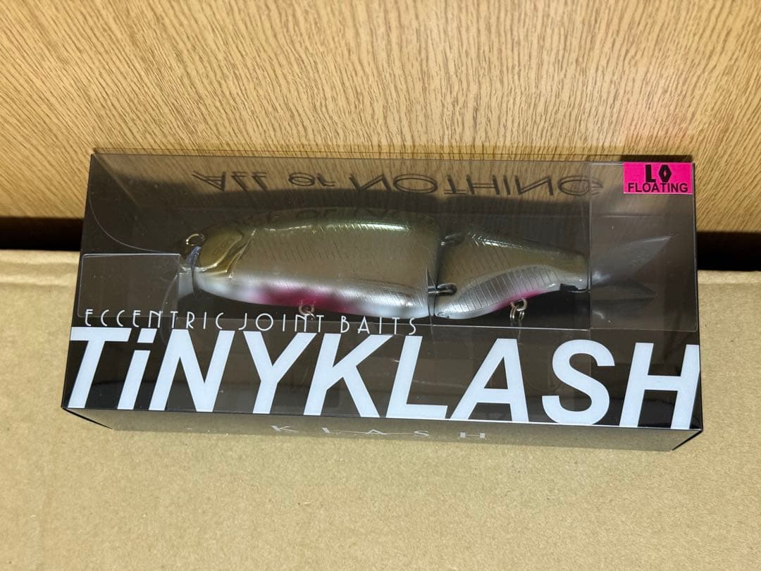 TiNY KLASH Low マジックシャッド