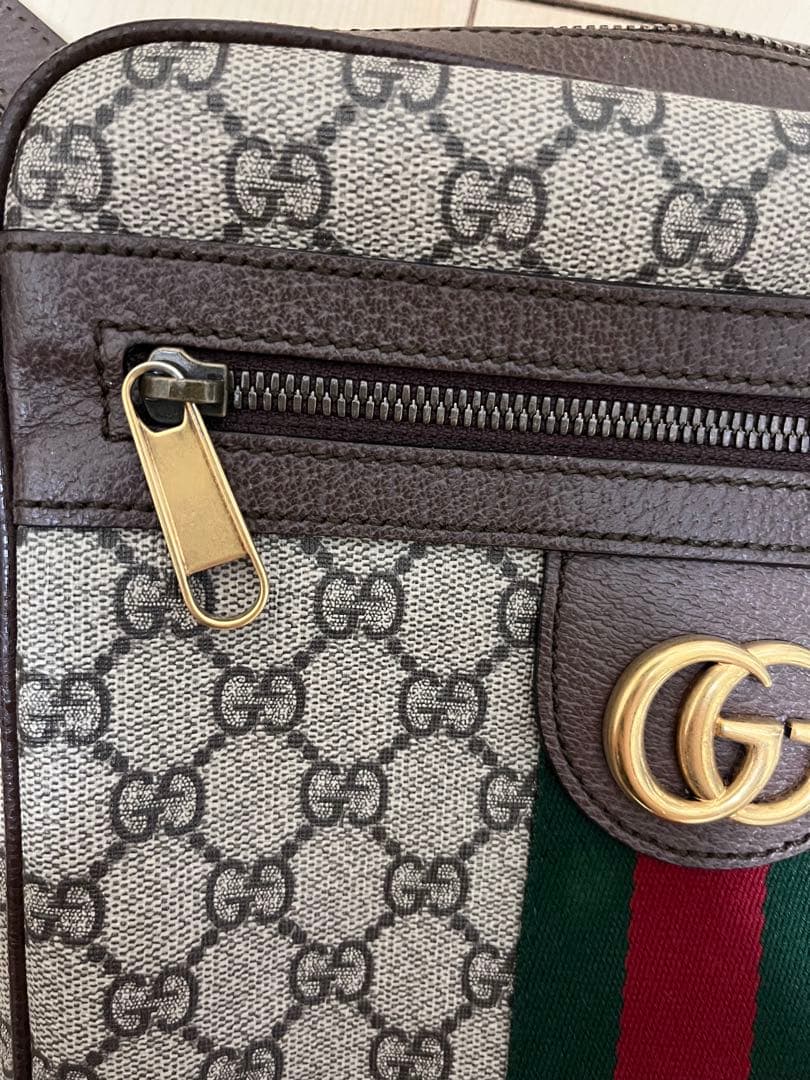 グッチ　オフィディア　ショルダーバッグ