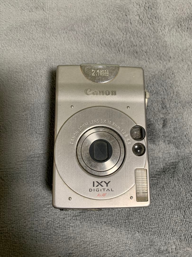 Canon IXY DIGITAL 2.1メガピクセル　ケーブル付き　平成レトロ