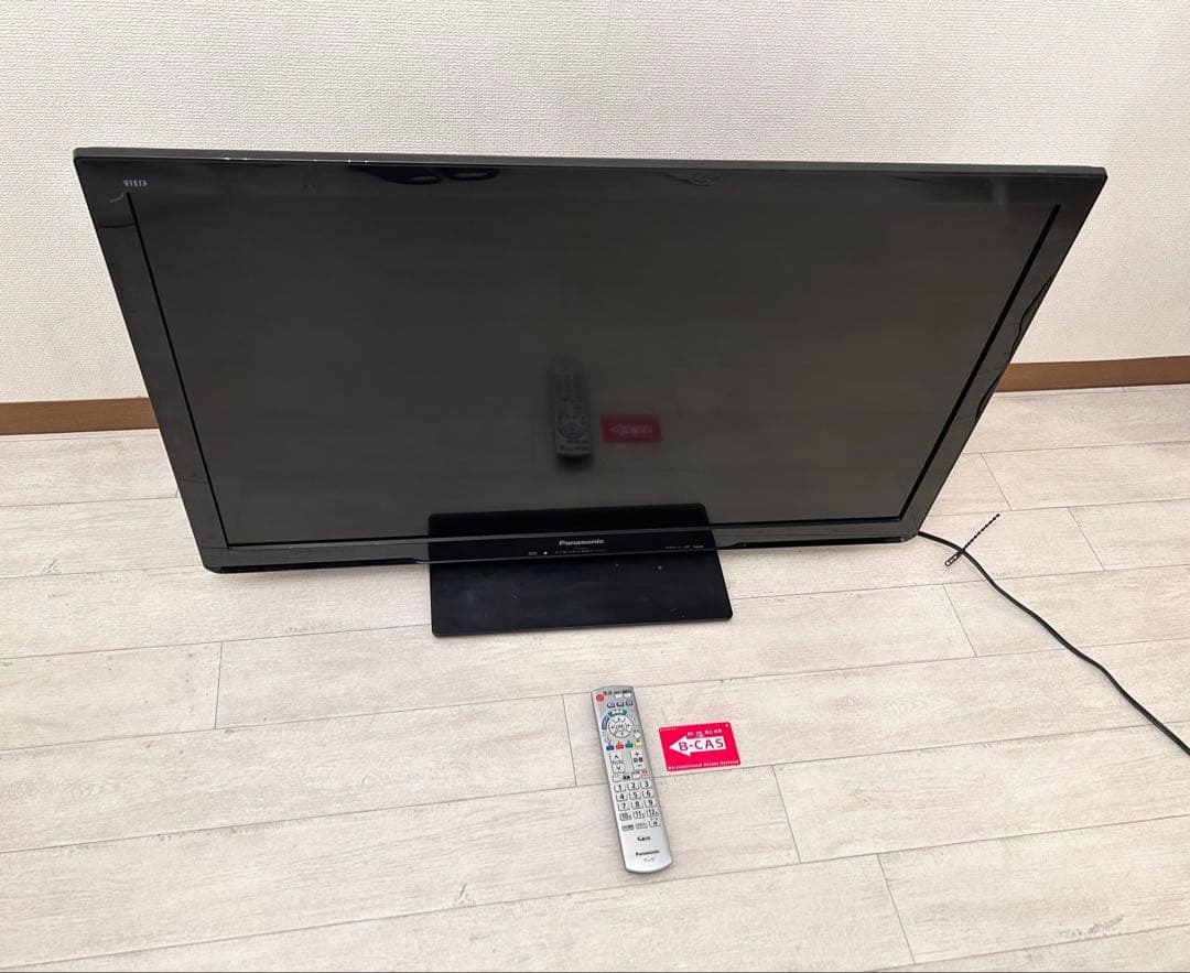 液晶テレビ　37型　シャープ　ビエラ