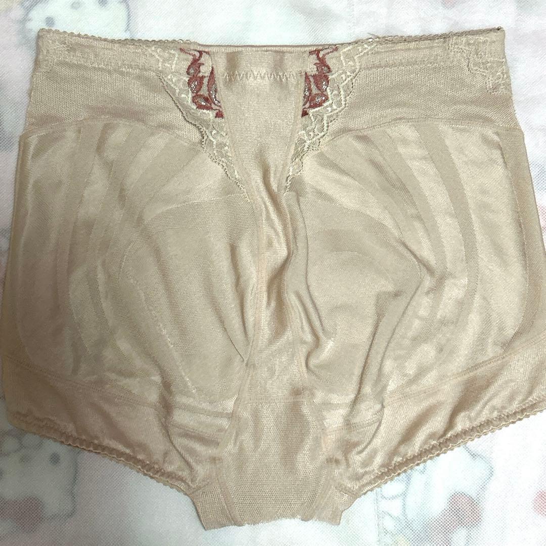 ✨週末セール10%引き！早い者勝ち！✨リベルボディシェーパーガードルの2点セット