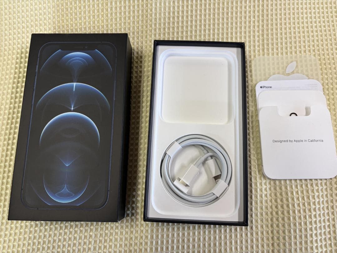 iPhone12PRO 256GB　動作確認済　中古極美品！