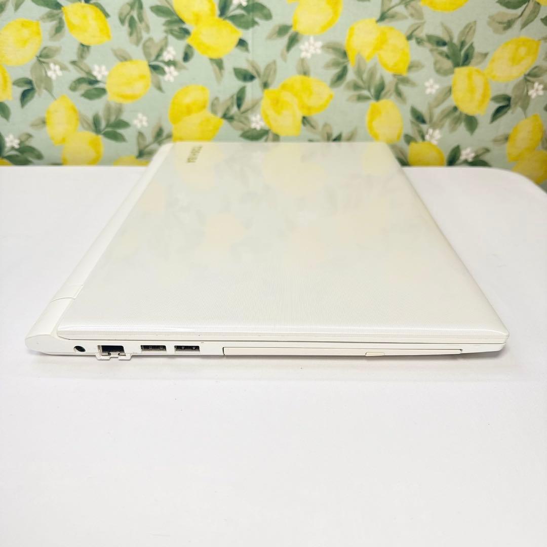 新品SSD❣️真っ白ノート♪Windows11❣️初心者向け❣️オフィス付き家計簿など