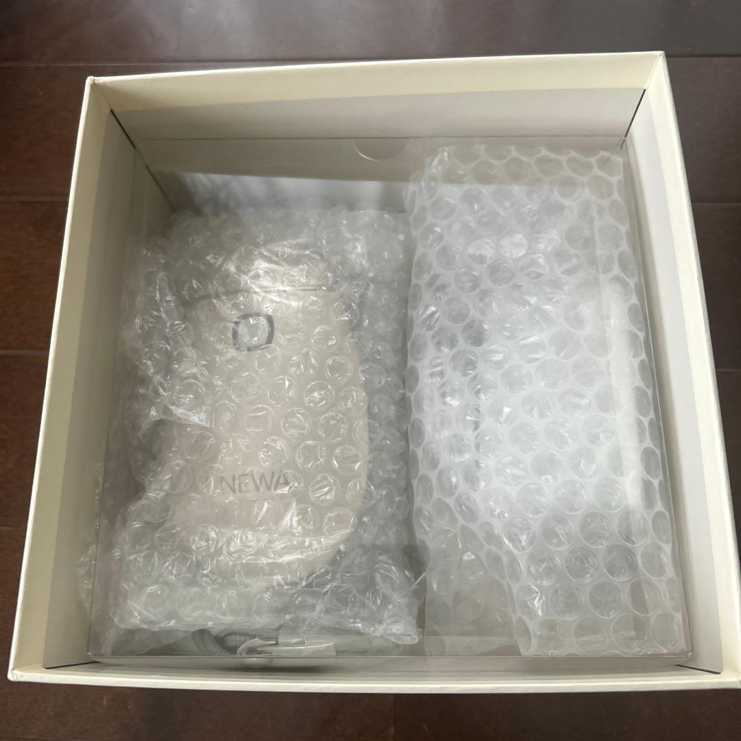 NEWA LIFT 美顔器 ホワイト