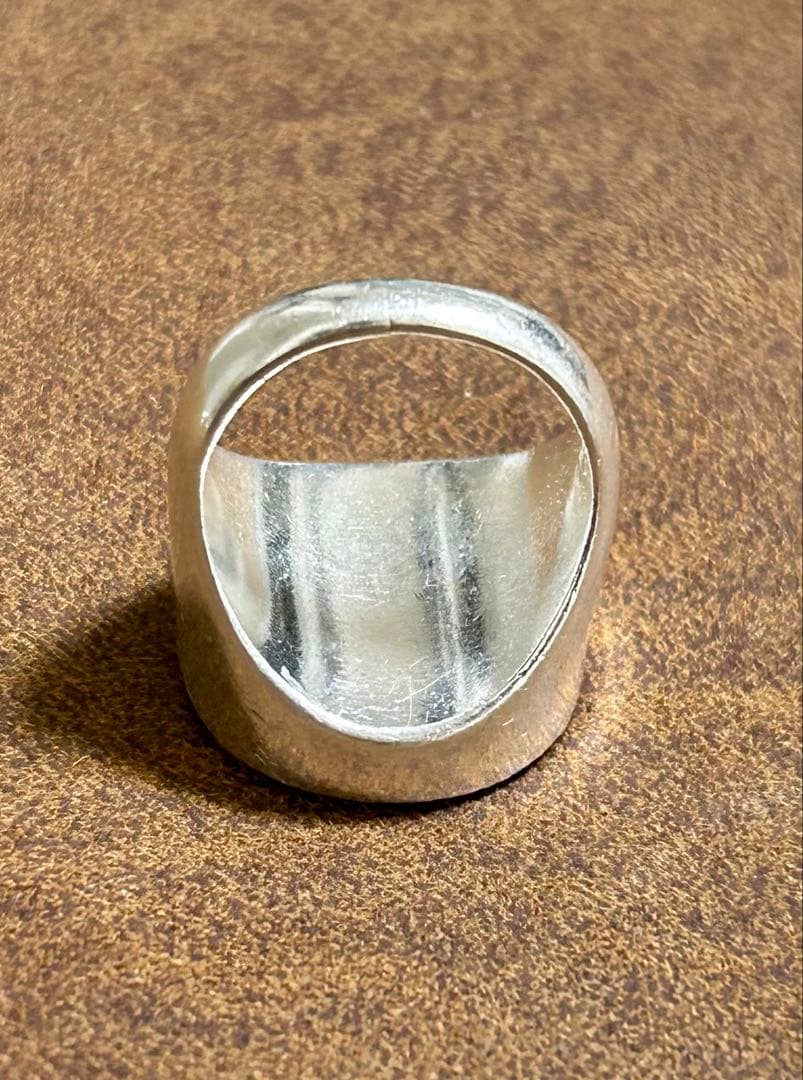 い*ら様 【Maison Margiela】ロゴスタンプ エングレイブドシグネッ