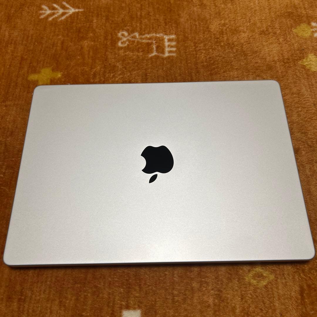 美品快速MacBook Pro 14インチ M1 32GB 16core 1TB