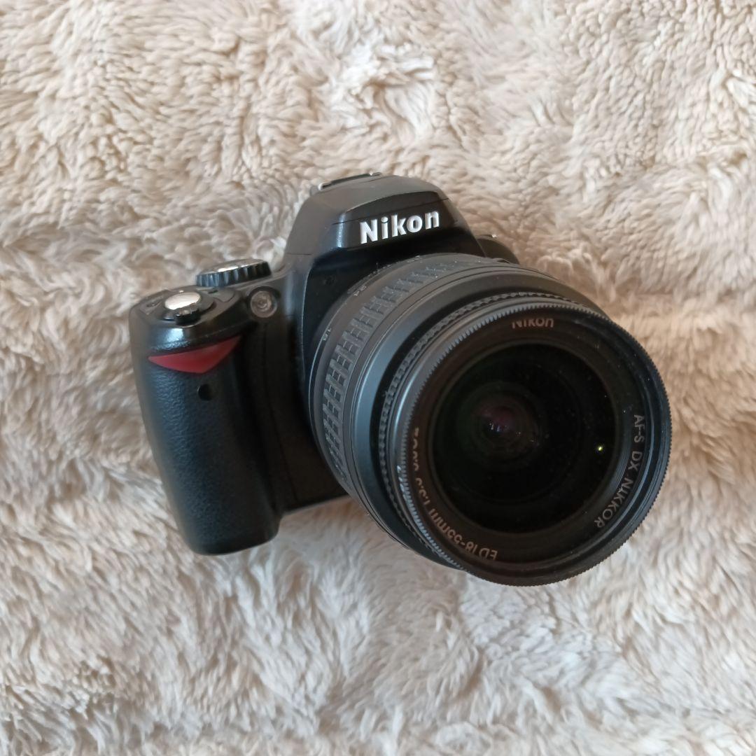 Nikon D40デジタル一眼レフ 18~55ミリ標準ズームセット[美品]