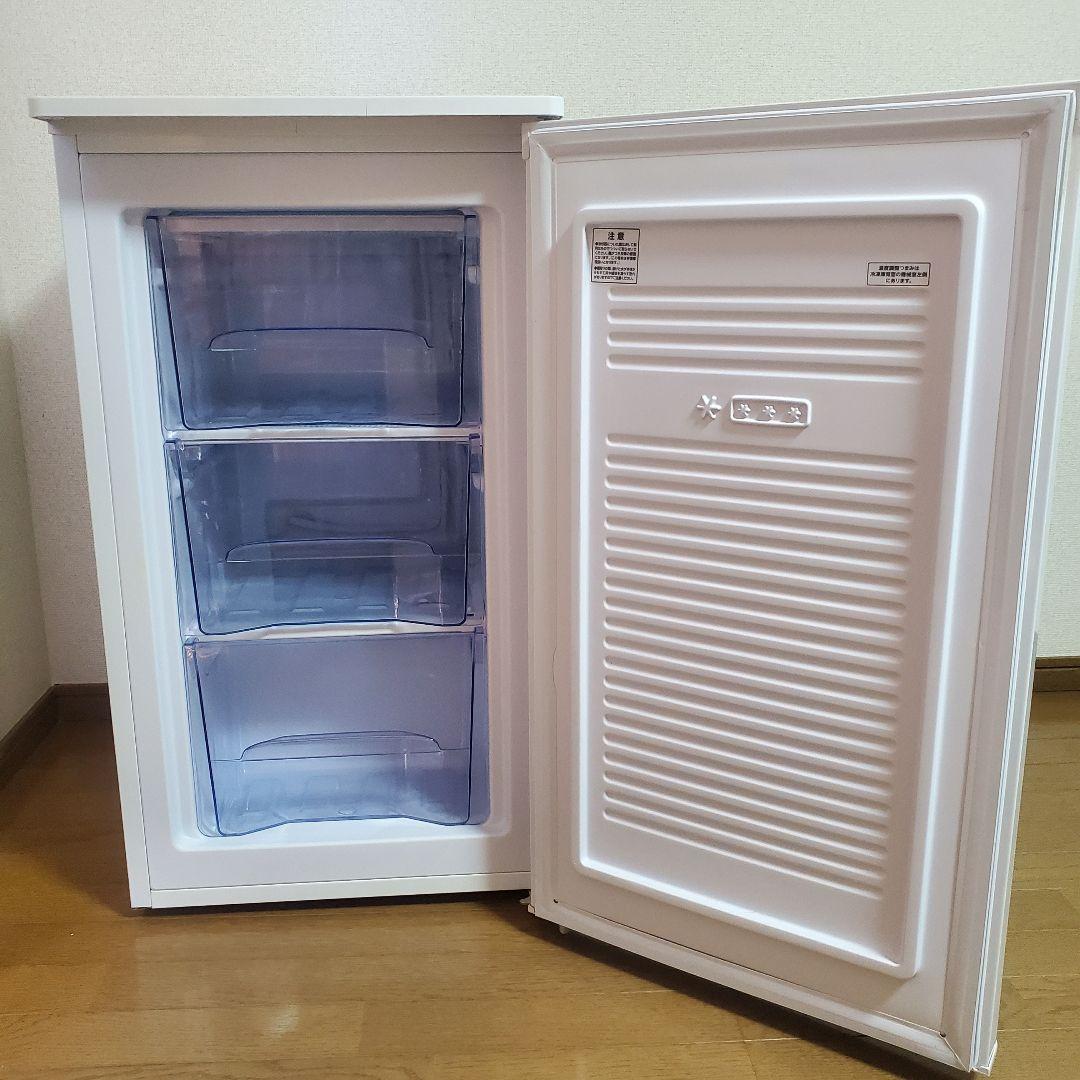 【送料込み】アイリスオーヤマ　冷凍庫　IUSD-6B-W 2021年製　60L