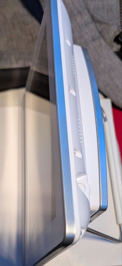 ポータブルブルーレイプレーヤー AS-BD10W　Blu-rayプレーヤー