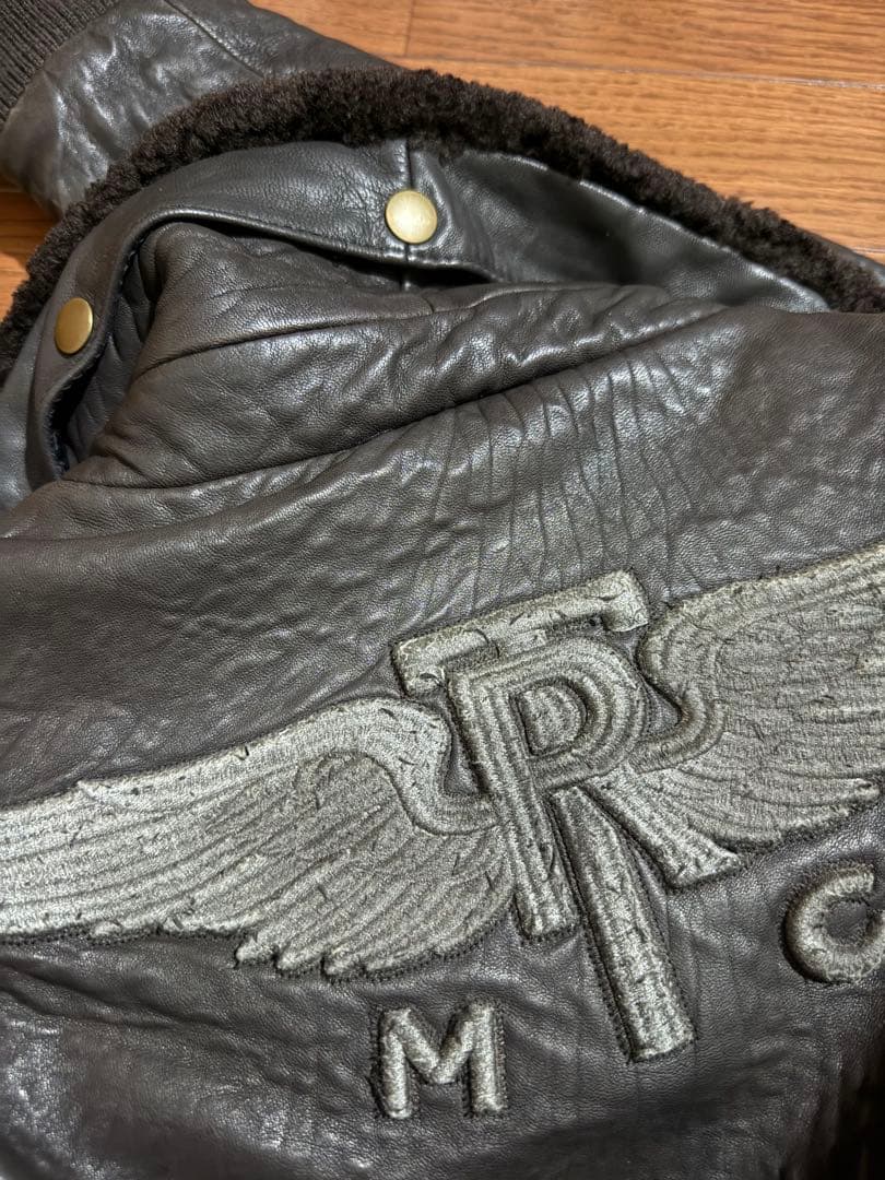 TRUE RELIGION レザージャケット　ファー付き