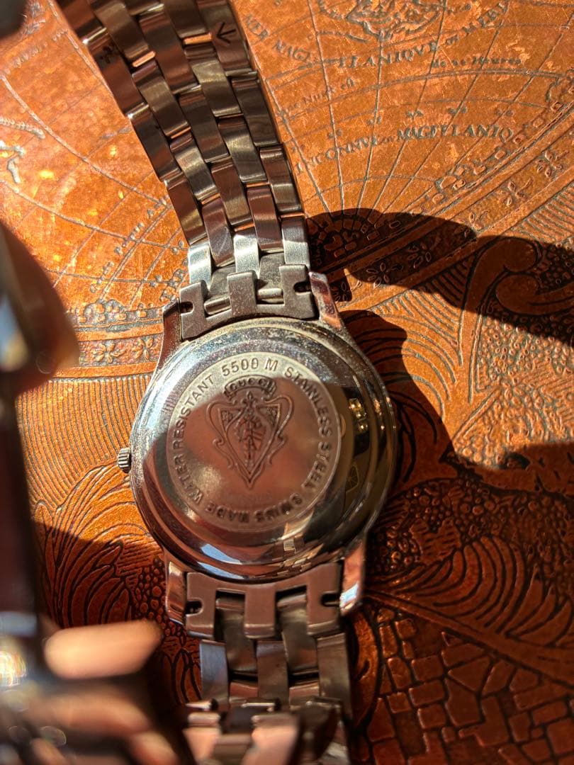 GUCCI クォーツ腕時計5500M メンズ